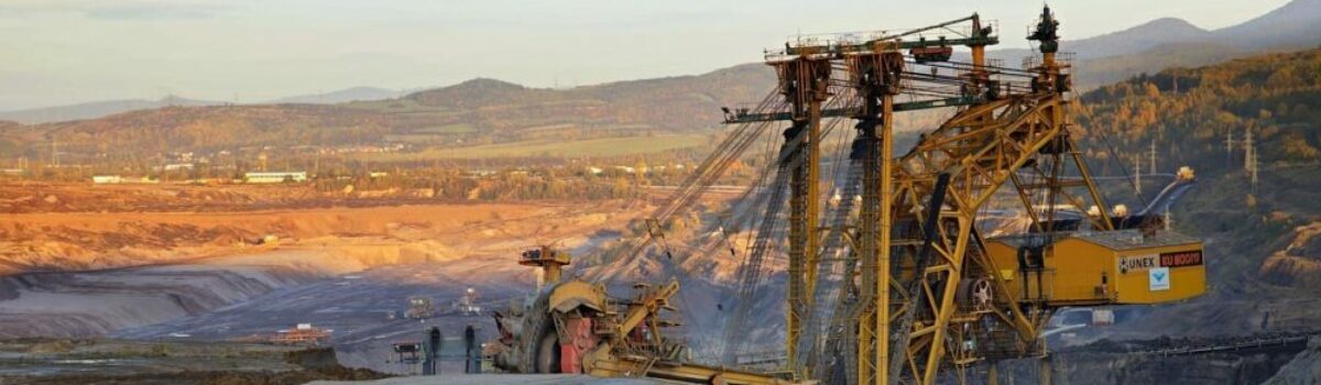 ¿Cómo es el almacenamiento de agua en la minería?